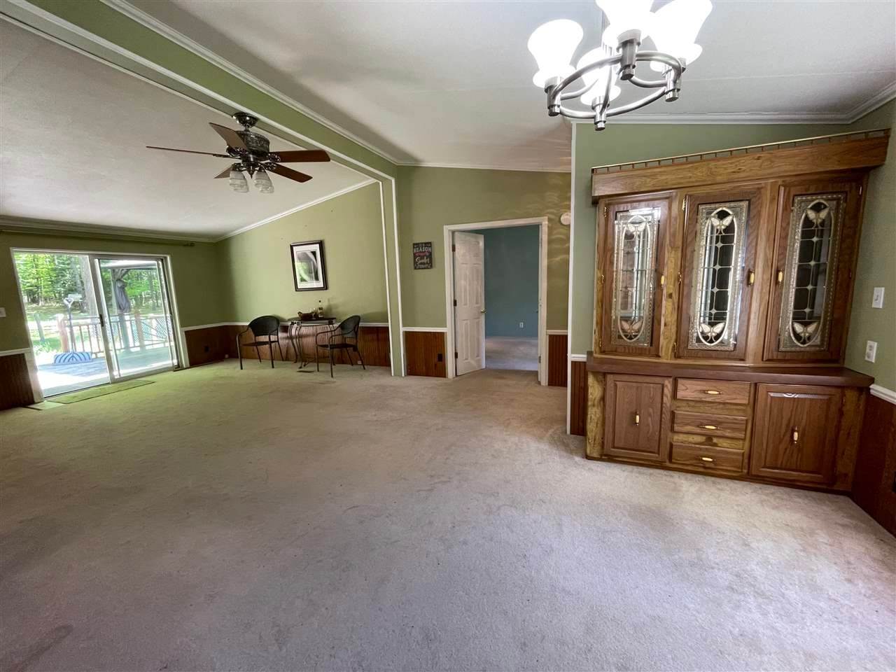 16. Single Family Homes for Sale at 2408 Schramm Road Indian River, Michigan 49749 United States