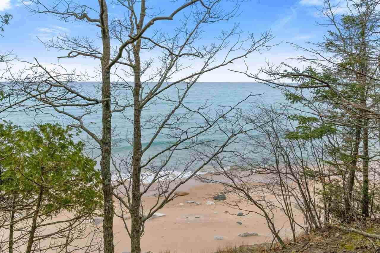 18. Land for Sale at Old Trail Resort Harbor Springs, Michigan 49740 United States