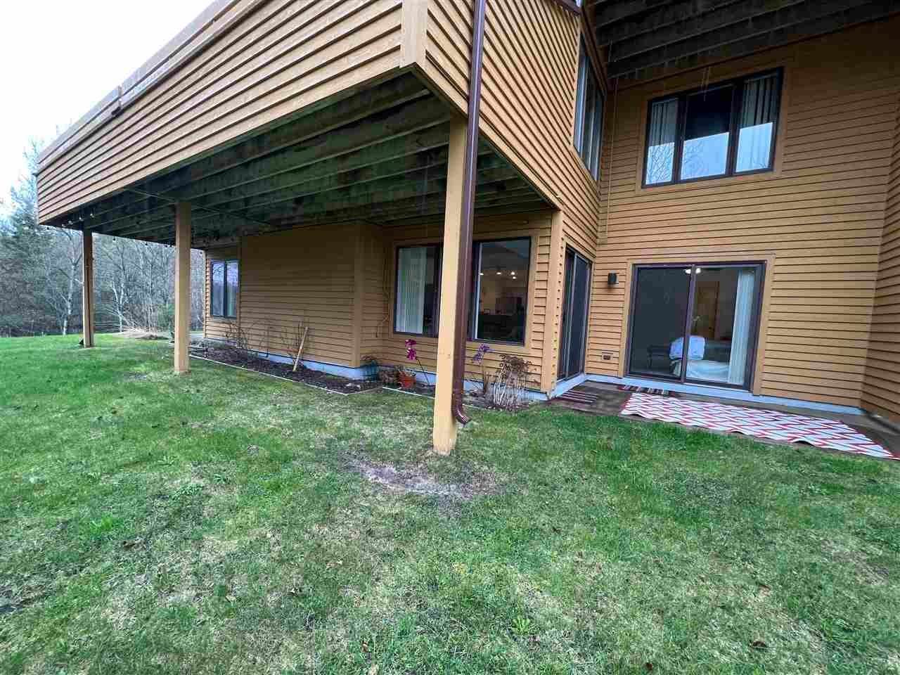 20. Single Family Homes for Sale at 4749 S Pleasantview Harbor Springs, Michigan 49740 United States