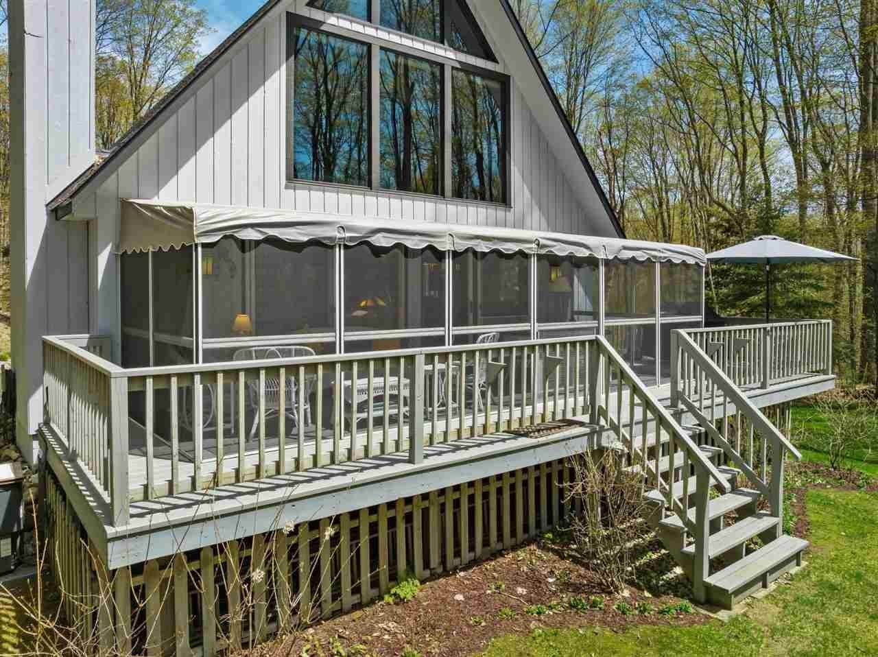 17. Single Family Homes for Sale at 2381 Manitou Trail Harbor Springs, Michigan 49740 United States