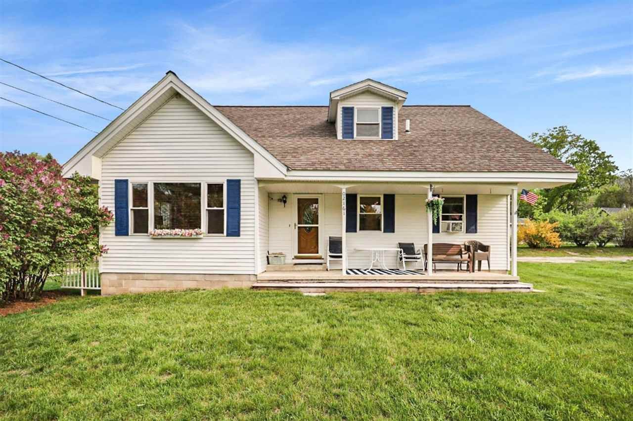 40. Single Family Homes for Sale at 2161 North Shore Drive Walloon Lake, Michigan 49796 United States