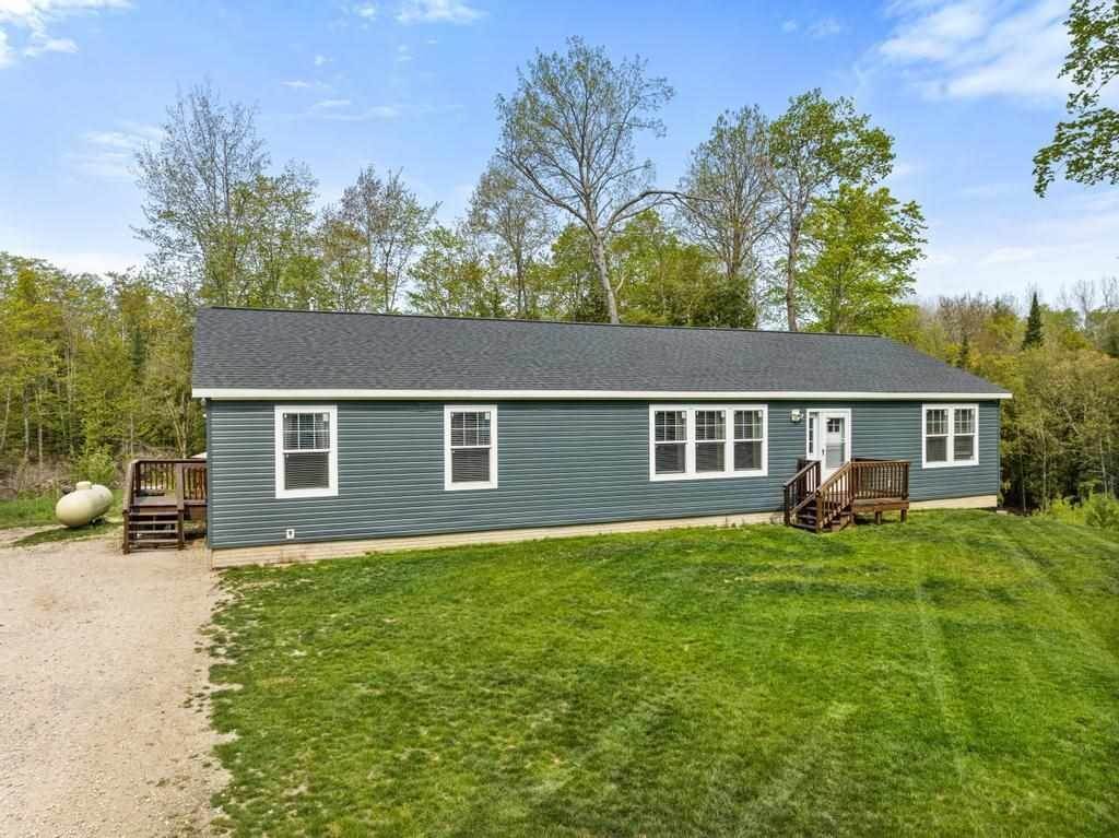 33. Single Family Homes for Sale at 6215 Greenwood Road Petoskey, Michigan 49770 United States