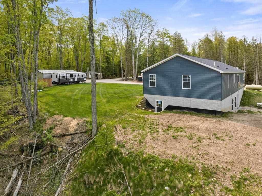 34. Single Family Homes for Sale at 6215 Greenwood Road Petoskey, Michigan 49770 United States