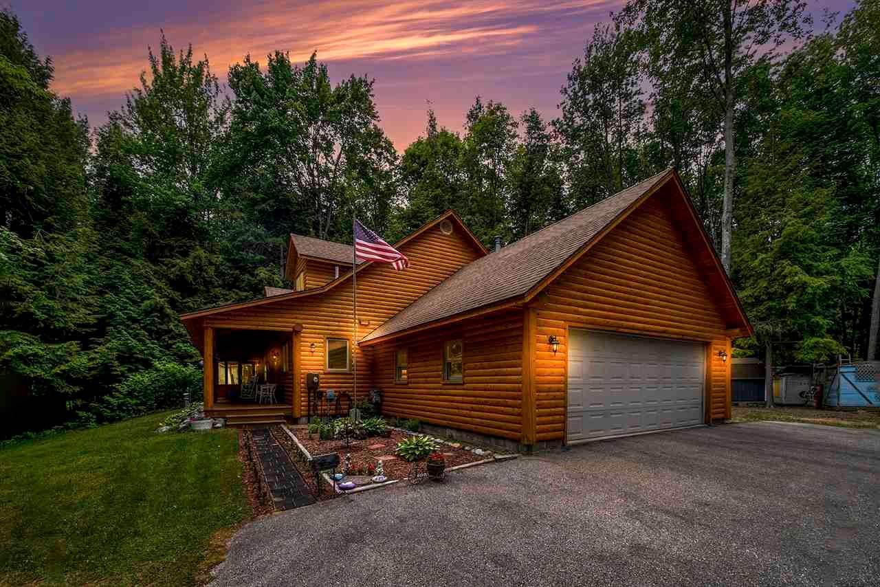 4. Single Family Homes for Sale at 4708 Lake Road Harbor Springs, Michigan 49740 United States