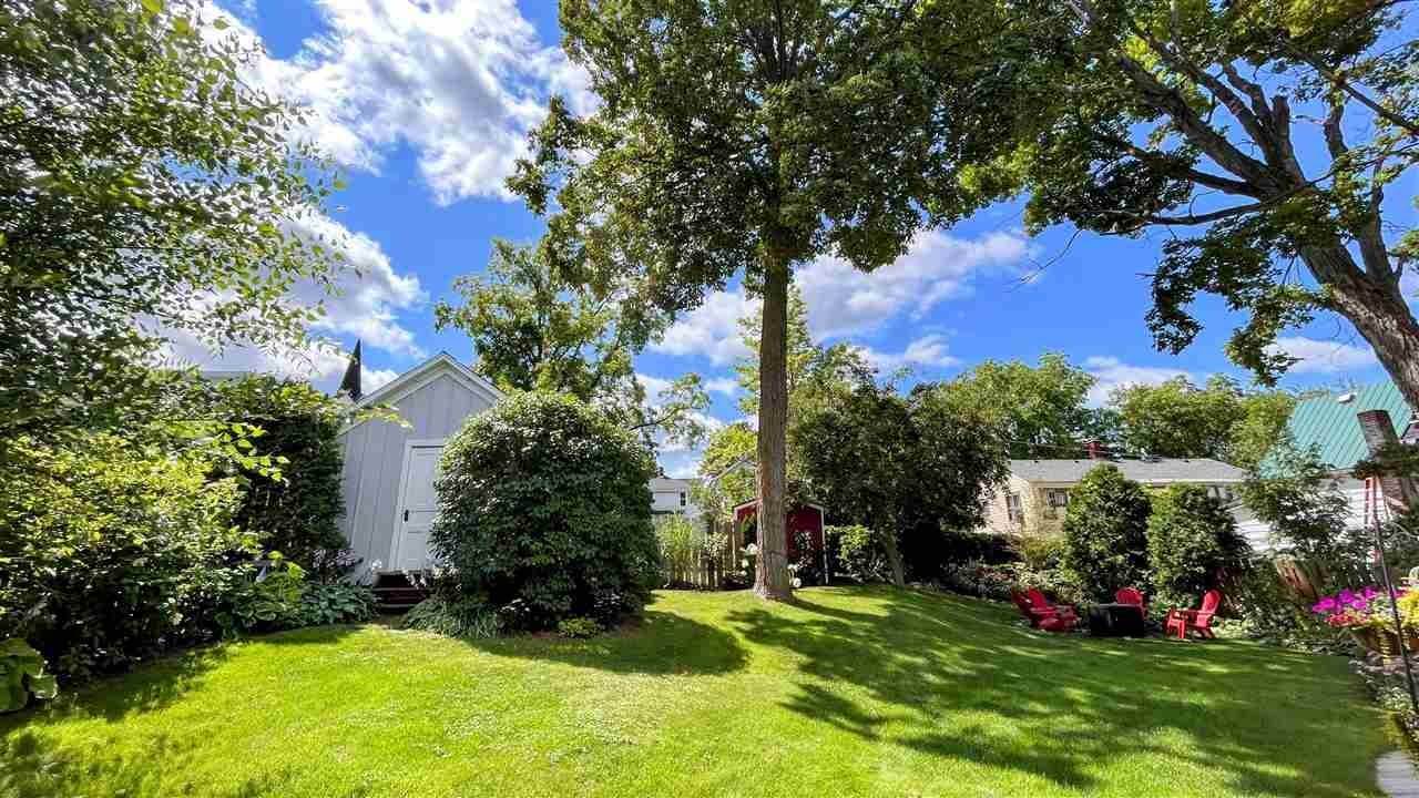 21. Single Family Homes for Sale at 114 State Street Petoskey, Michigan 49770 United States