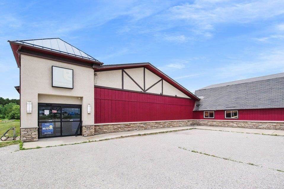 4. Commercial for Sale at 1361 Pineview Street Gaylord, Michigan 49735 United States