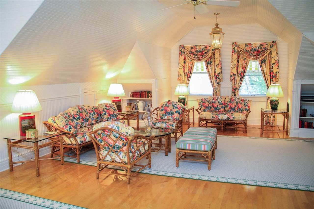 38. Single Family Homes for Sale at 7989 Algonquin Street Mackinac Island, Michigan 49757 United States