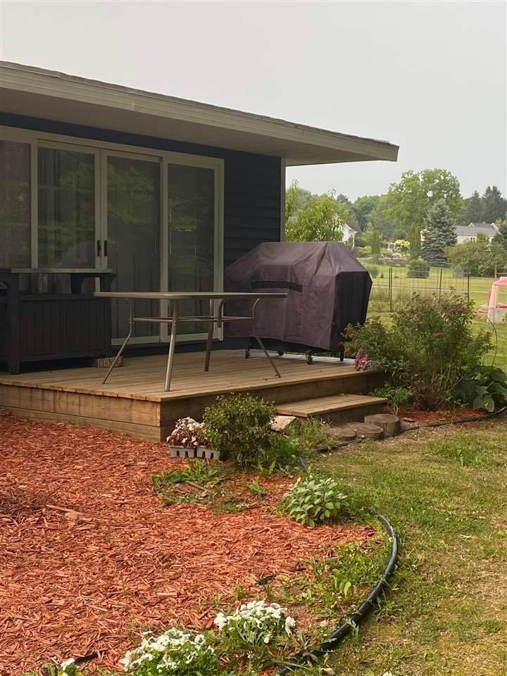 40. Single Family Homes for Sale at 3231 Pete's Run Harbor Springs, Michigan 49740 United States