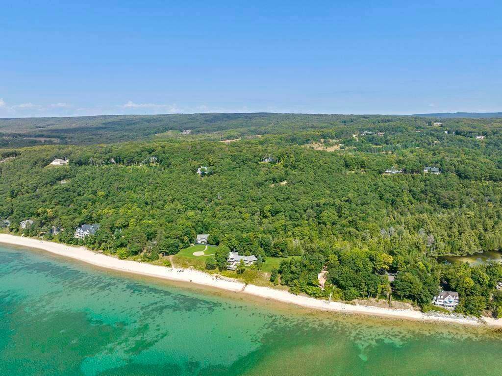 28. Single Family Homes for Sale at 6338 and 6346 Trillium Trail Harbor Springs, Michigan 49740 United States