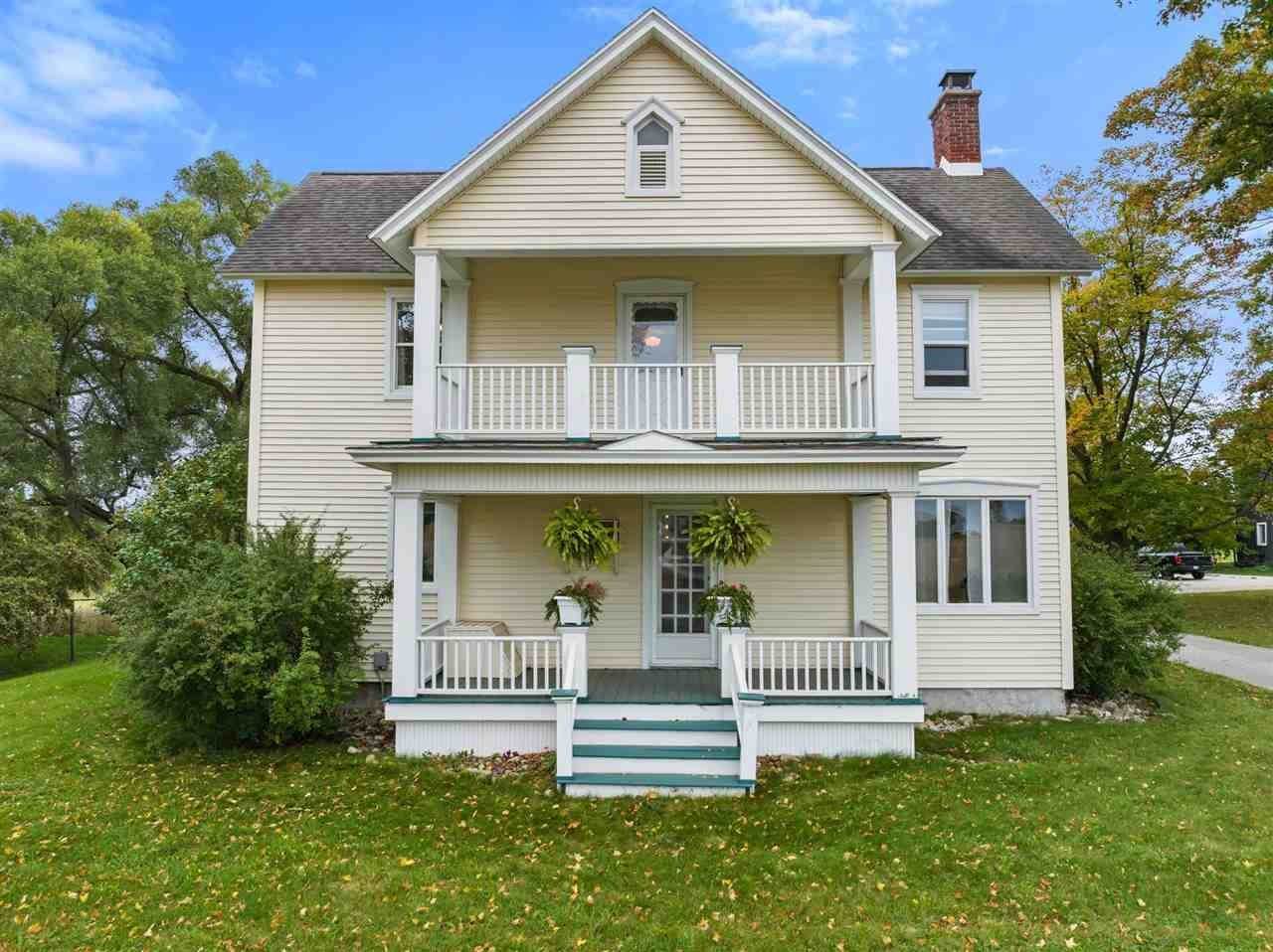3. Single Family Homes for Sale at 1516 Atkins Road Petoskey, Michigan 49770 United States
