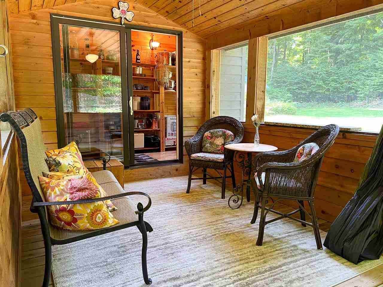 16. Single Family Homes for Sale at 31061 Camp Three Trail Beaver Island, Michigan 49782 United States