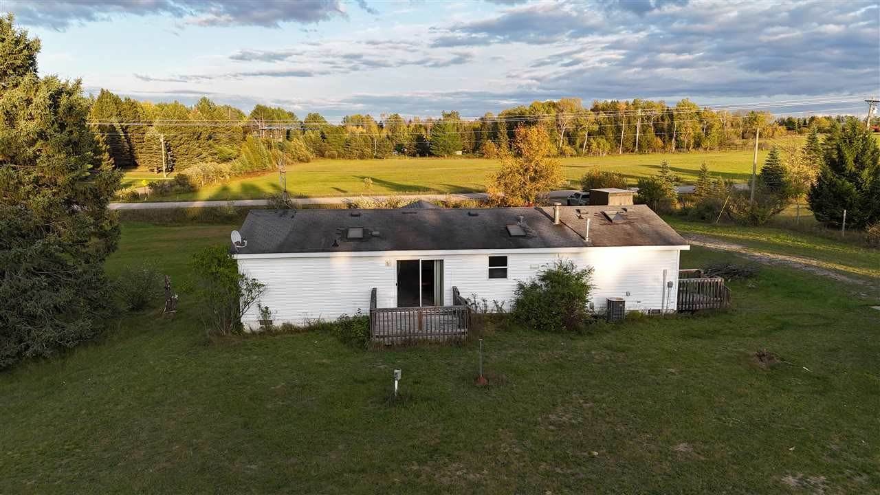 30. Single Family Homes for Sale at 11298 S Black River Road Onaway, Michigan 49765 United States