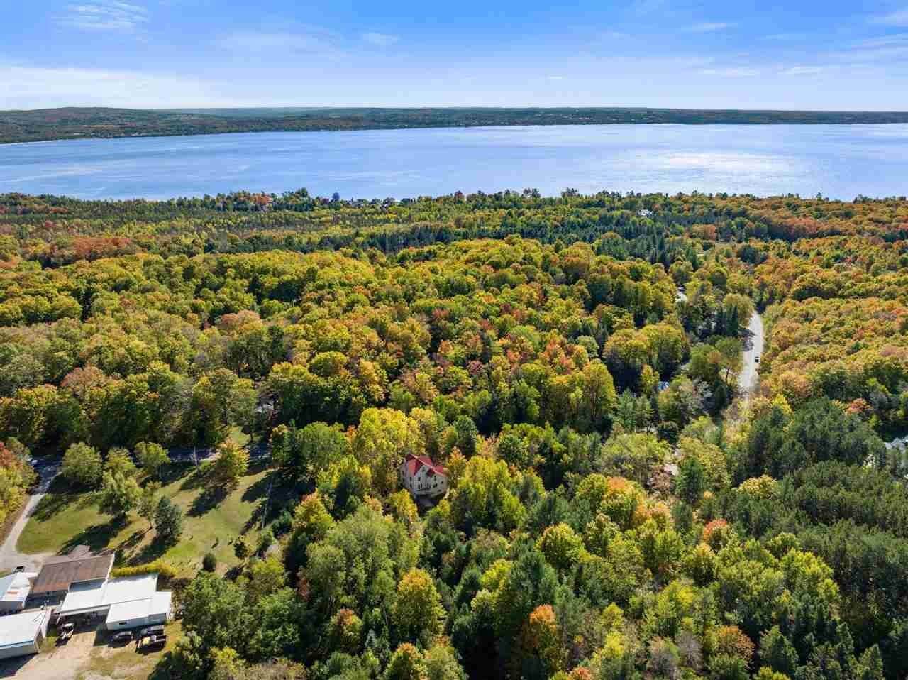 40. Single Family Homes for Sale at 8000 Hedrick Harbor Springs, Michigan 49740 United States