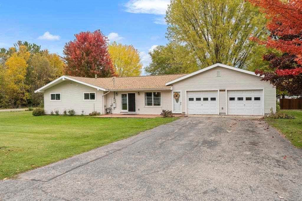 1. Single Family Homes for Sale at 2919 Gratiot Road Indian River, Michigan 49749 United States