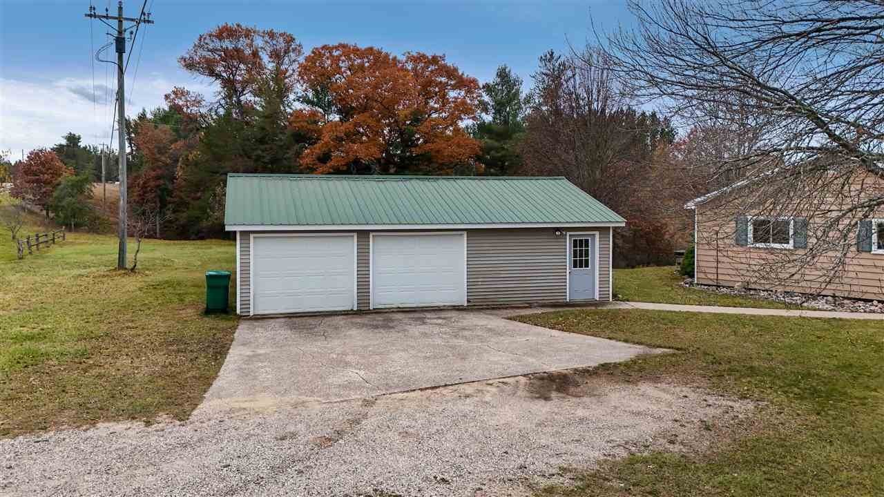 42. Single Family Homes for Sale at 6309 Hiawatha Drive Frederic, Michigan 49733 United States