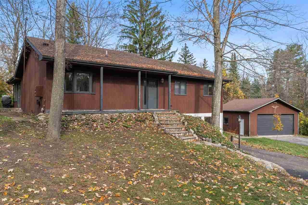 38. Single Family Homes for Sale at 12255 Arbutus Avenue Charlevoix, Michigan 49720 United States