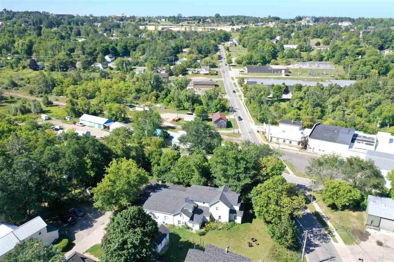 15. Commercial for Sale at 624 Michigan Petoskey, Michigan 49770 United States