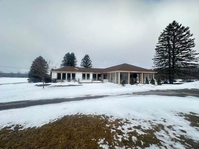 5. Single Family Homes for Sale at 4121 E Lightfoot Road Harbor Springs, Michigan 49720 United States
