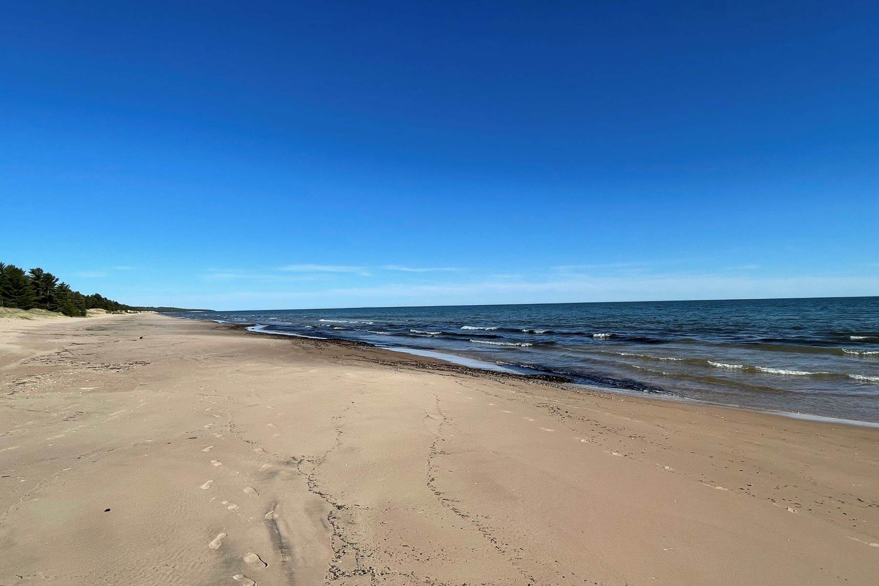 5. Single Family Homes for Sale at Lake Michigan Waterfront home W. Top O the Lake Road Gulliver, Michigan 49840 United States