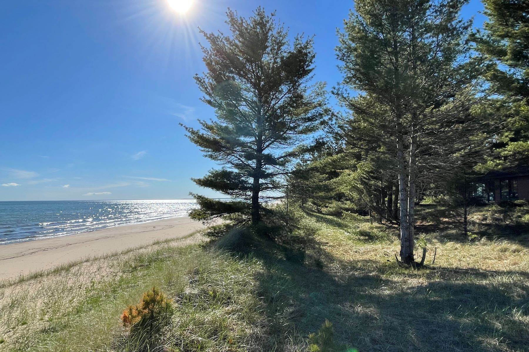38. Single Family Homes for Sale at Lake Michigan Waterfront home W. Top O the Lake Road Gulliver, Michigan 49840 United States