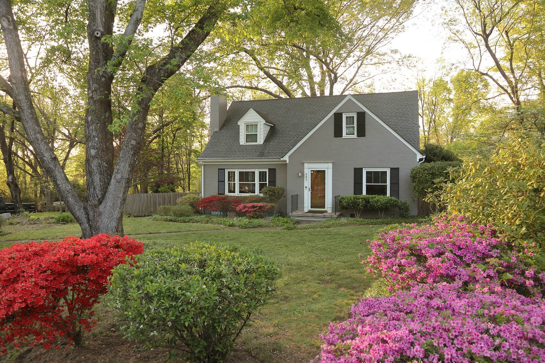 Single Family Homes for Sale at Charming UVA Cape Cod 237 Stribling Ave Charlottesville, Virginia 22901 United States